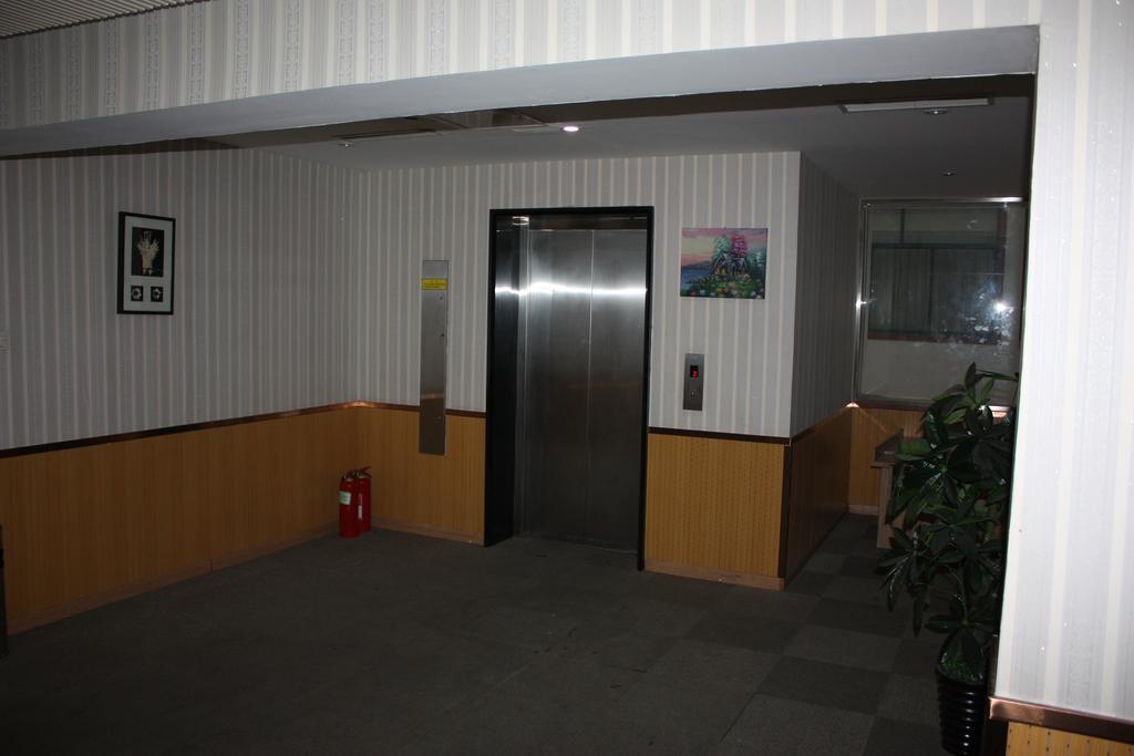 Qingdao Hongyun Jiahe Business Hotel Dış mekan fotoğraf